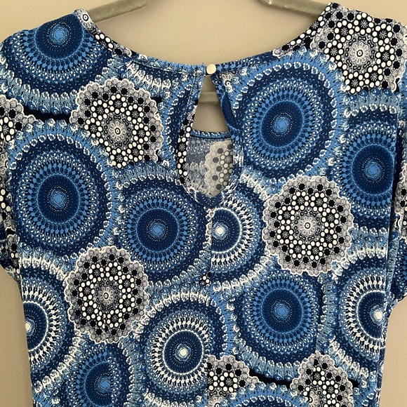 Sami + Jo, patterned midi dress - Picture 7 of 8